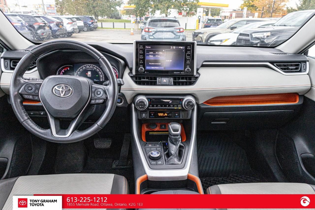 2020 Toyota RAV4 TRAIL Photo
