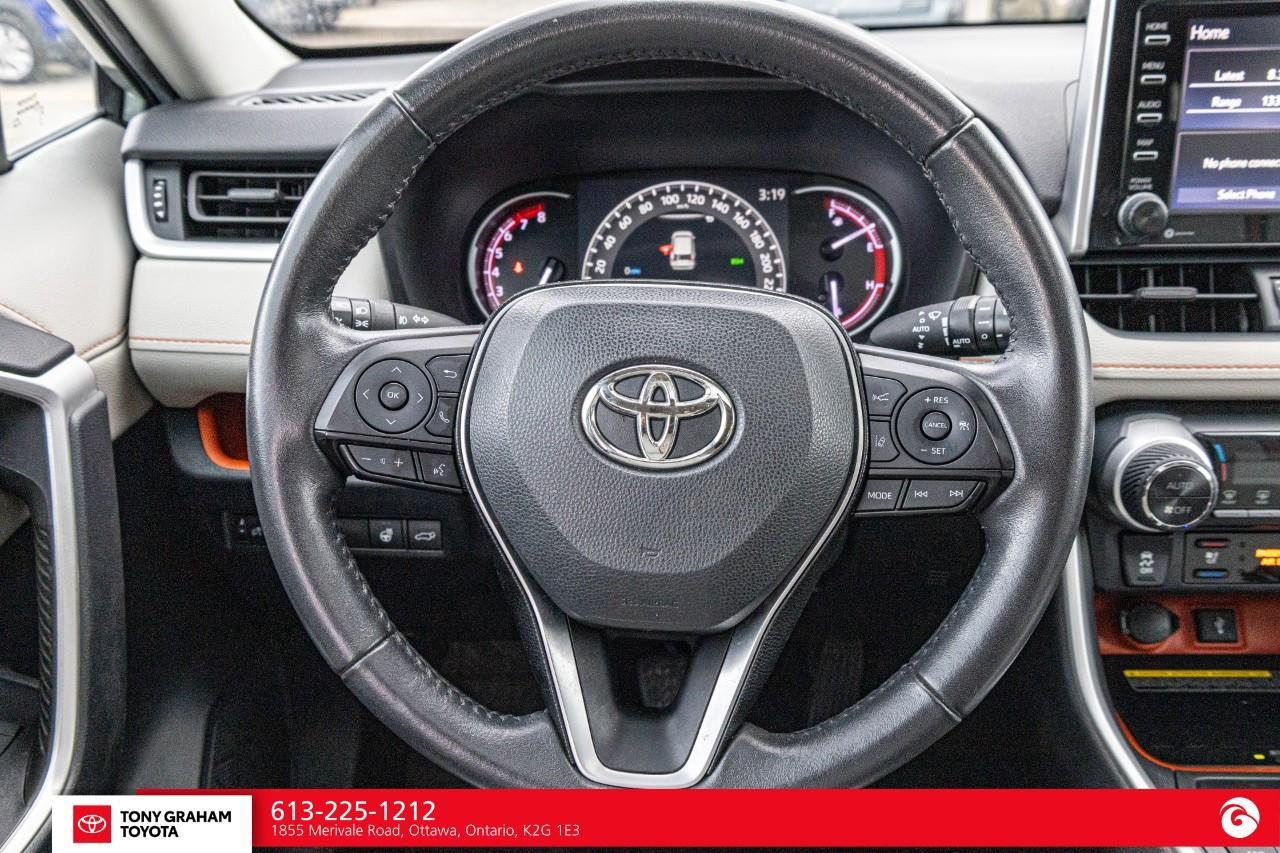 2020 Toyota RAV4 TRAIL Photo