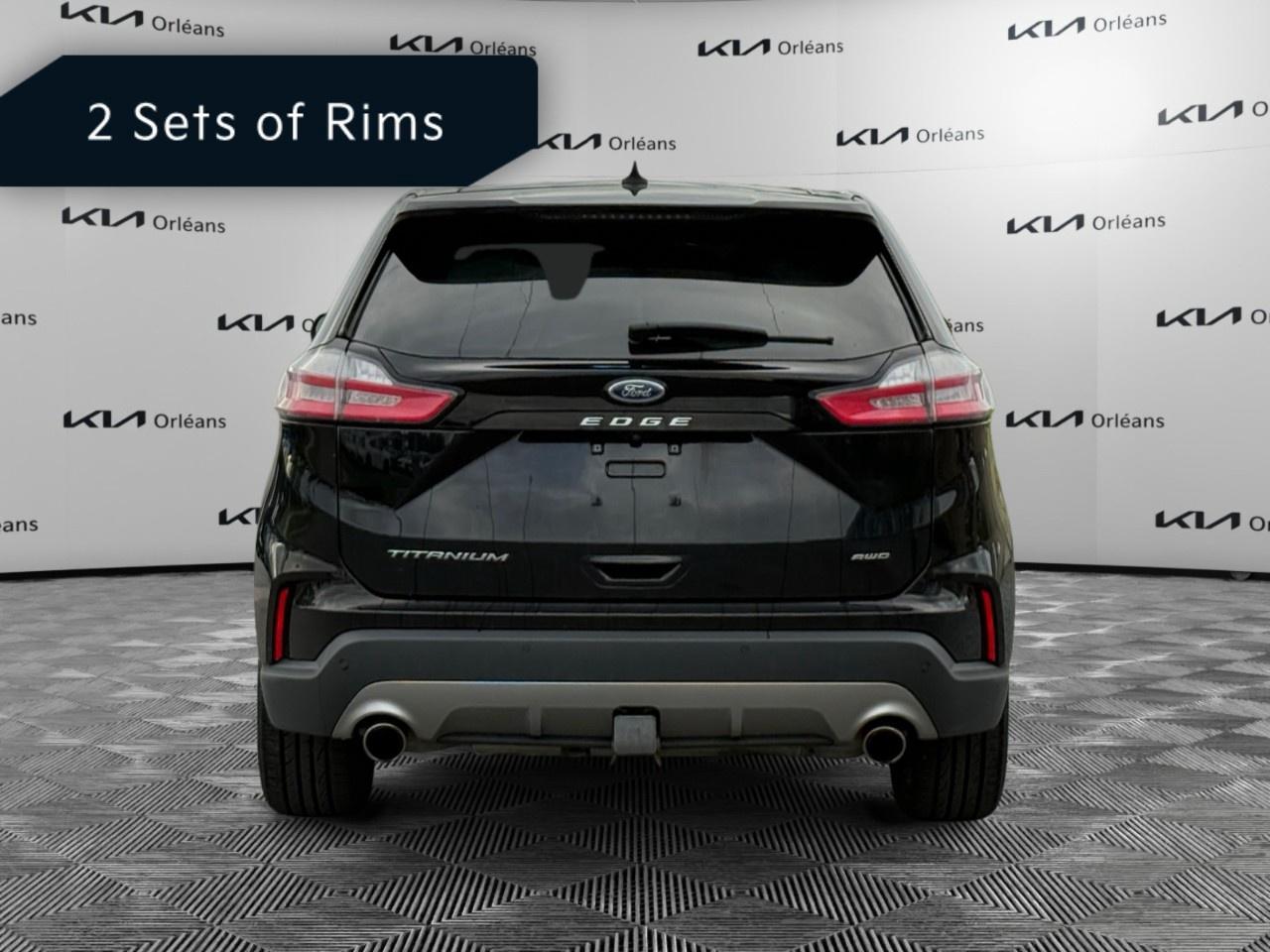 2021 Ford Edge Titanium AWD Photo