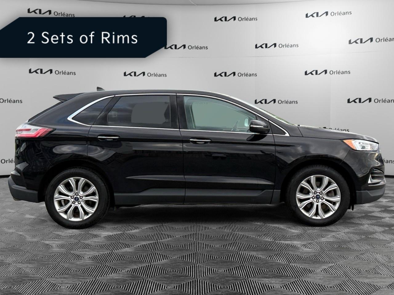 2021 Ford Edge Titanium AWD Photo