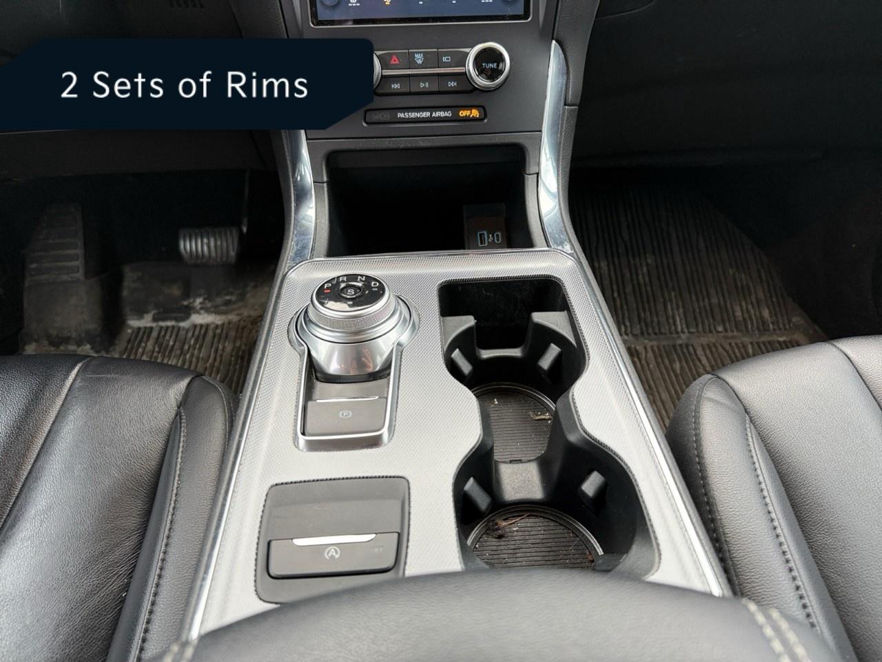 2021 Ford Edge Titanium AWD Photo