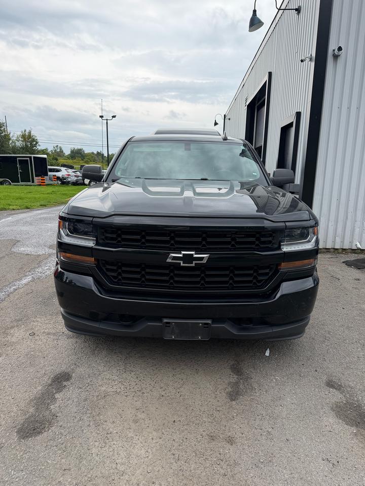 2019 Chevrolet Silverado 1500 Custom Photo2