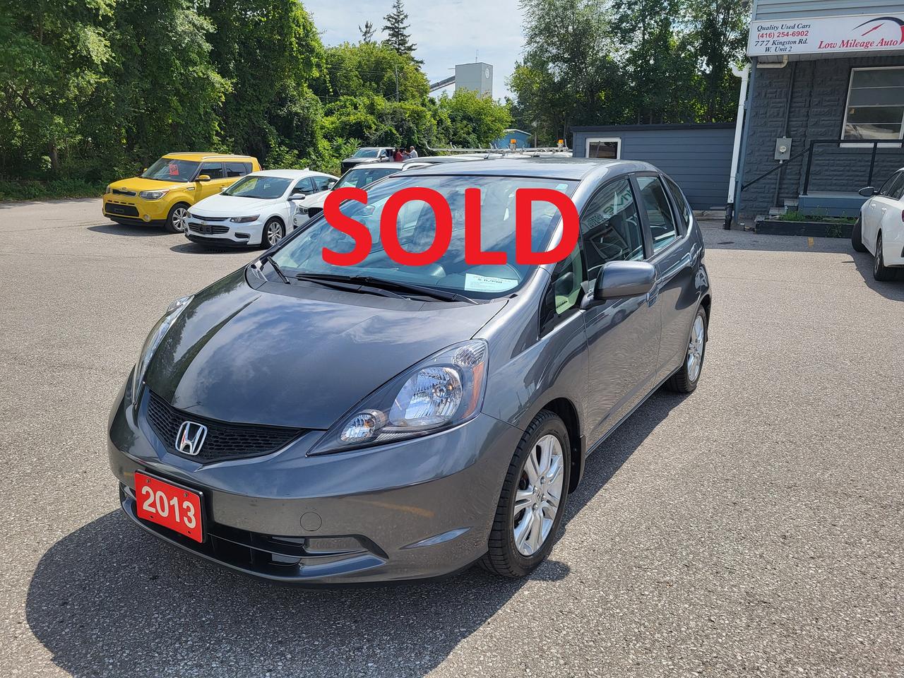 2013 Honda Fit LX Photo0