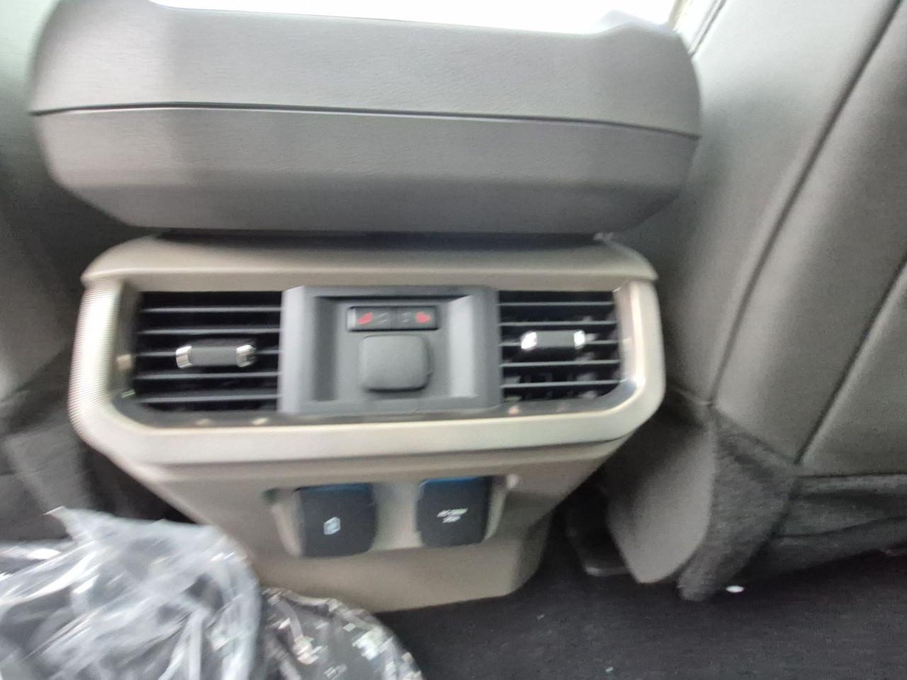 2026 Ford F-150 PLATINUM HYBRID!!! PANO ROOF, POWER RUNNING BOARDS Photo