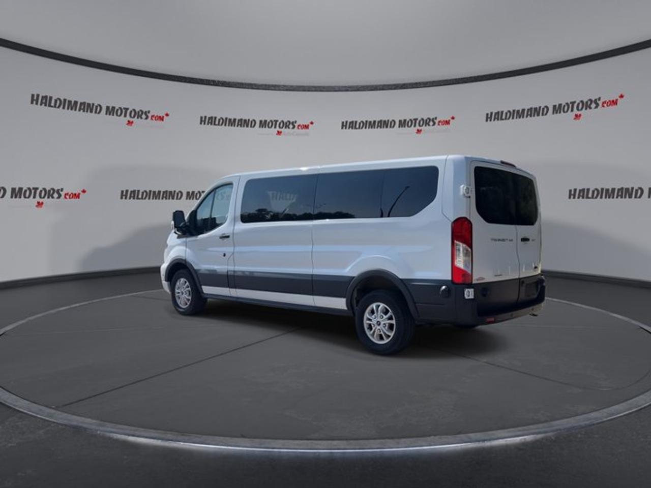 2024 Ford Transit Passenger Wagon T-350 XLT 148 Low Roof RWD | No Accidents Photo