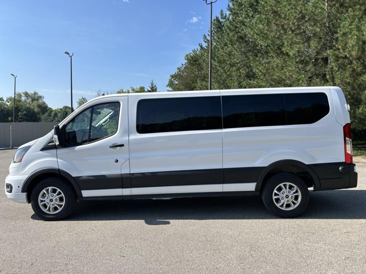 2024 Ford Transit Passenger Wagon T-350 XLT 148 Low Roof RWD | No Accidents Photo