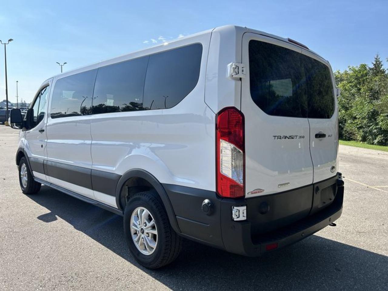 2024 Ford Transit Passenger Wagon T-350 XLT 148 Low Roof RWD | No Accidents Photo