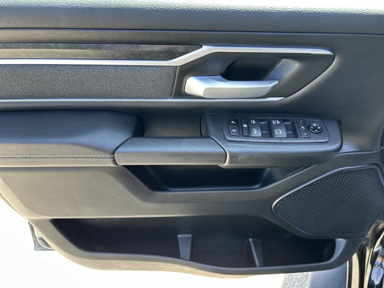 2022 RAM 1500 Big Horn Crew Cab 5'7 Box 4x4 | Heated Steering Wheel Photo