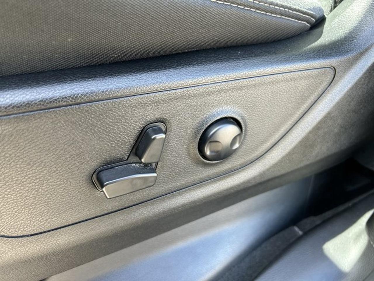 2022 RAM 1500 Big Horn Crew Cab 5'7 Box 4x4 | Heated Steering Wheel Photo
