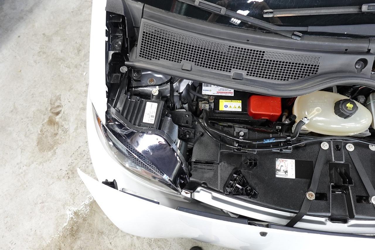 2016 Smart fortwo LOW KM.SERVICE  RECORDS.0 CLAIM,NEW TIRS ON IT Photo