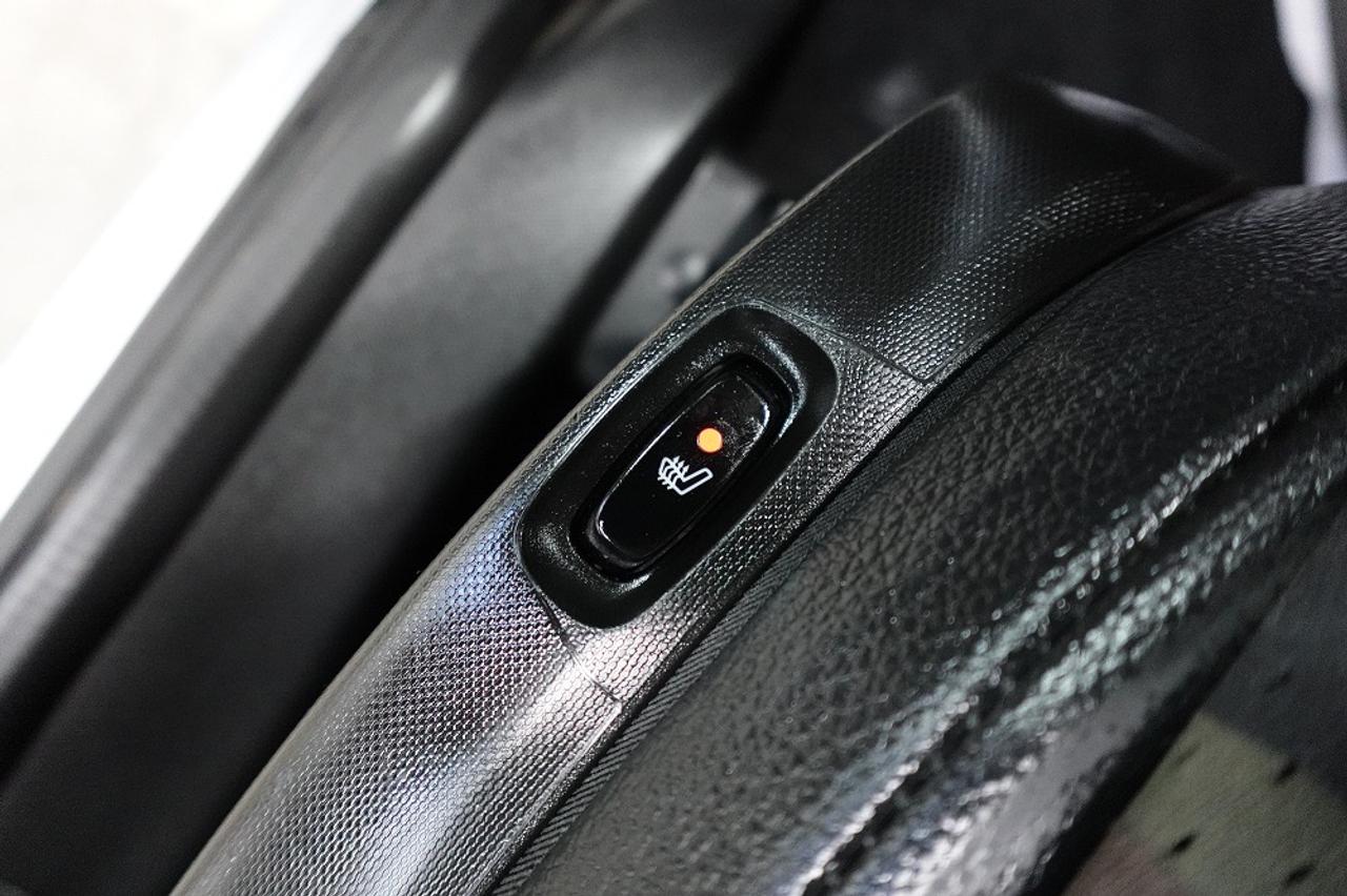 2016 Smart fortwo LOW KM.SERVICE  RECORDS.0 CLAIM,NEW TIRS ON IT Photo