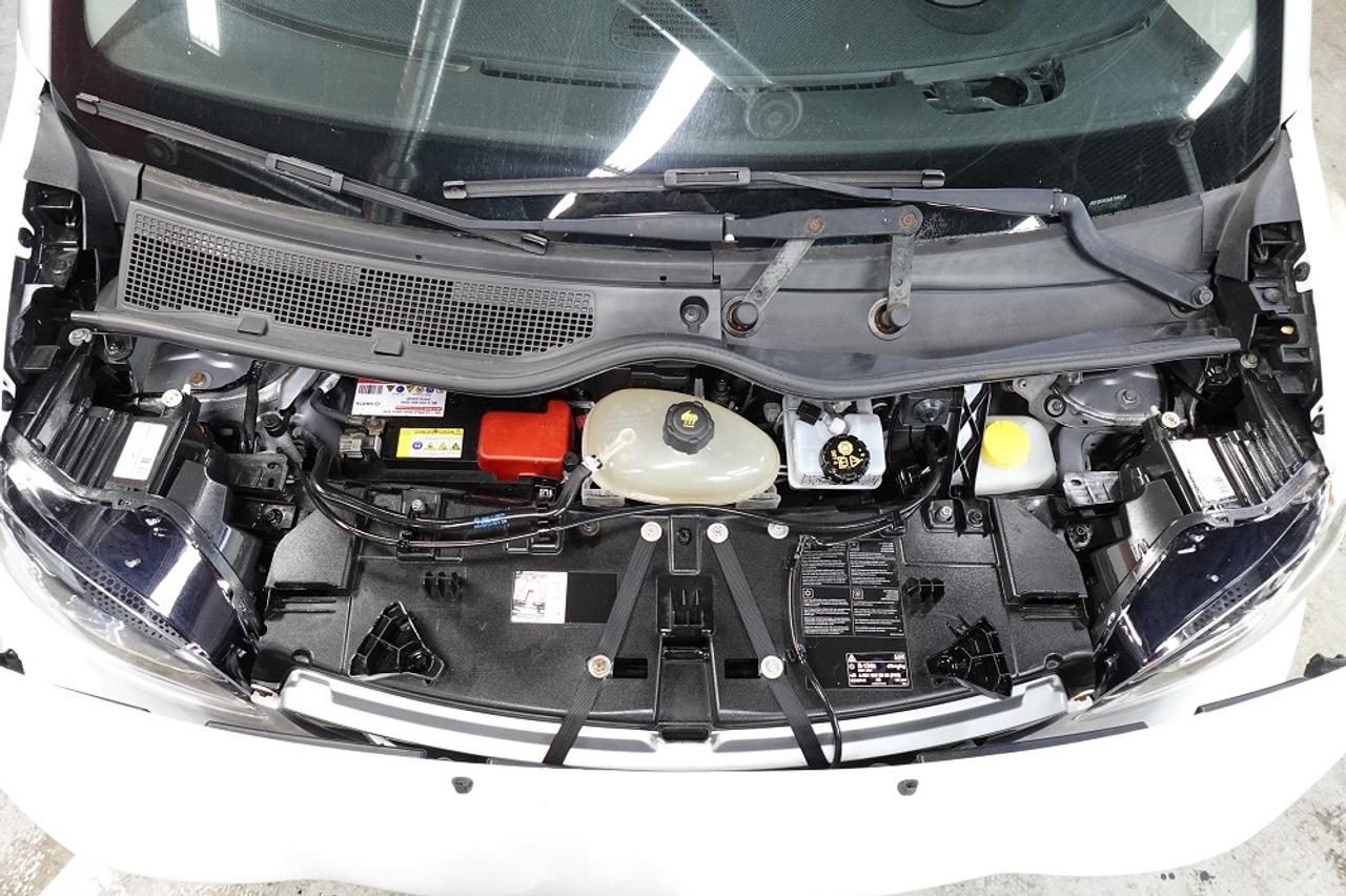2016 Smart fortwo LOW KM.SERVICE  RECORDS.0 CLAIM,NEW TIRS ON IT Photo