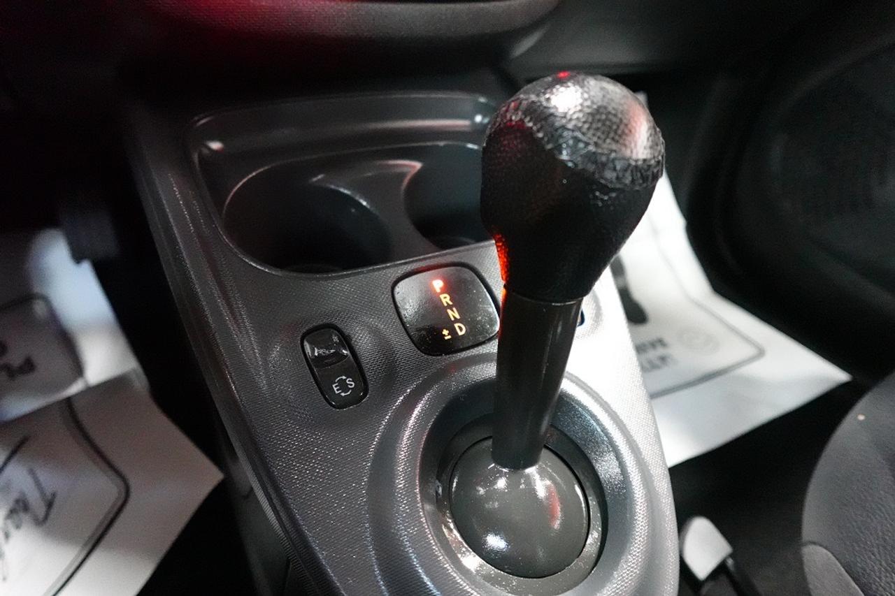 2016 Smart fortwo LOW KM.SERVICE  RECORDS.0 CLAIM,NEW TIRS ON IT Photo