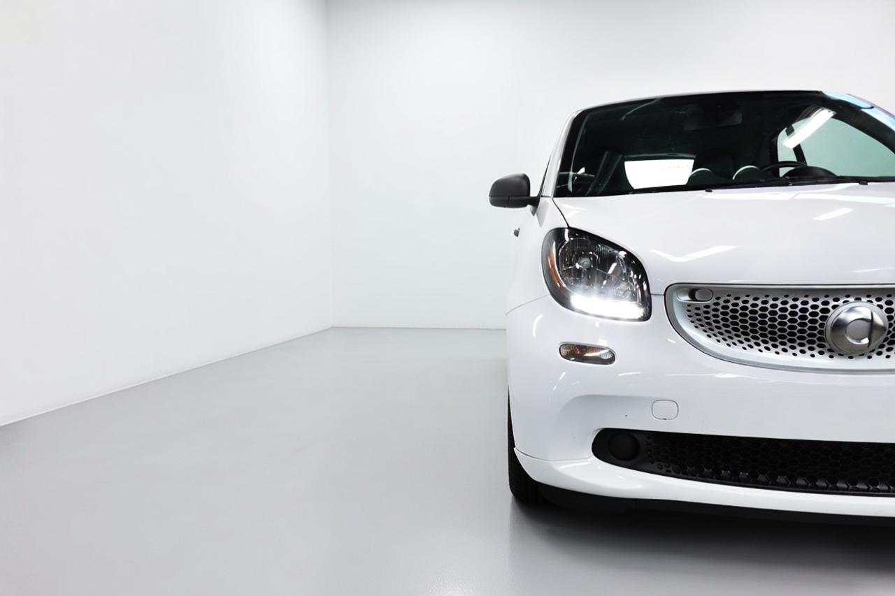 2016 Smart fortwo LOW KM.SERVICE  RECORDS.0 CLAIM,NEW TIRS ON IT Photo