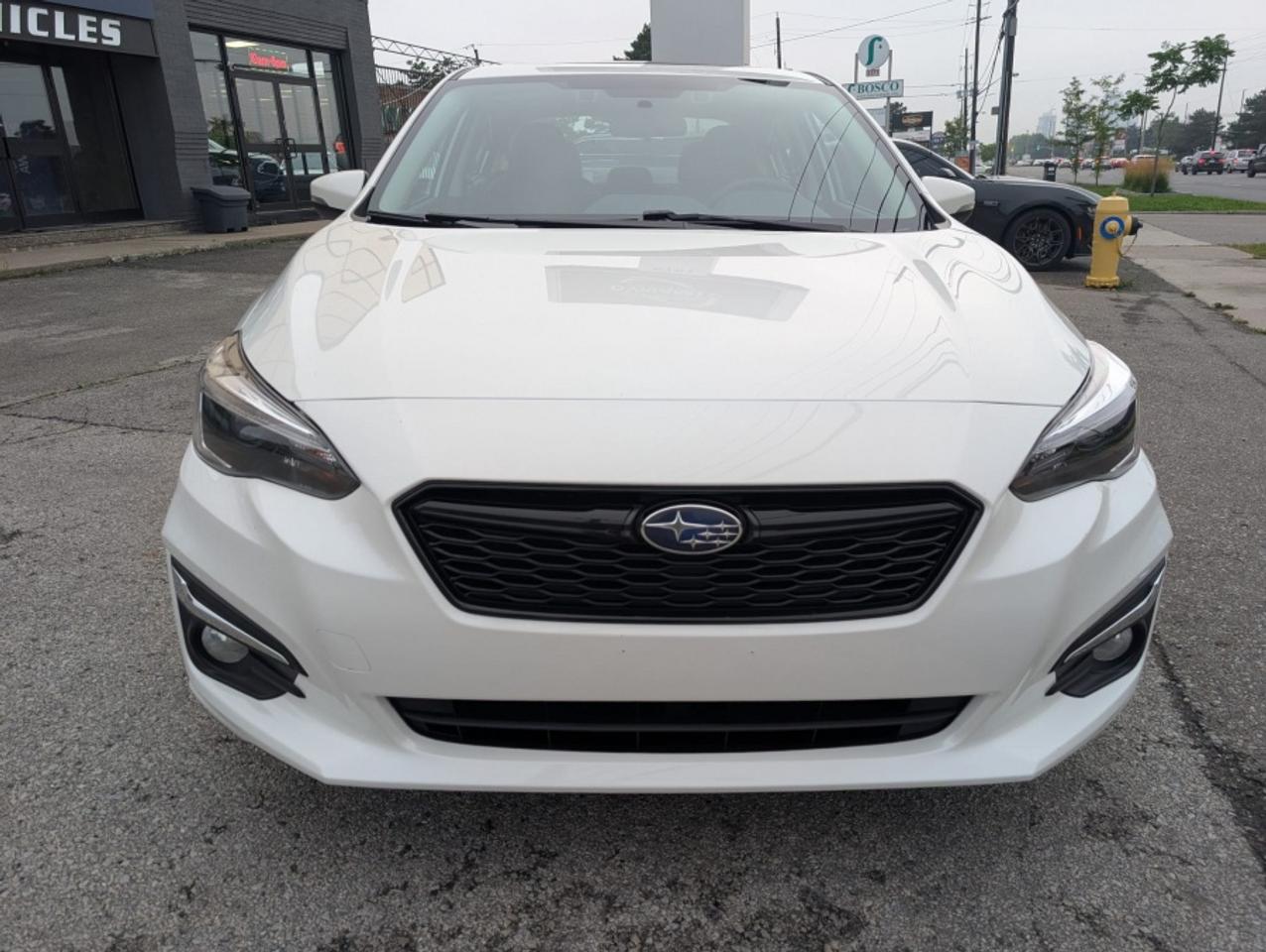 2019 Subaru Impreza LIMITED * NAVIGATION * LEATHER * SUNROOF * HARMAN Photo