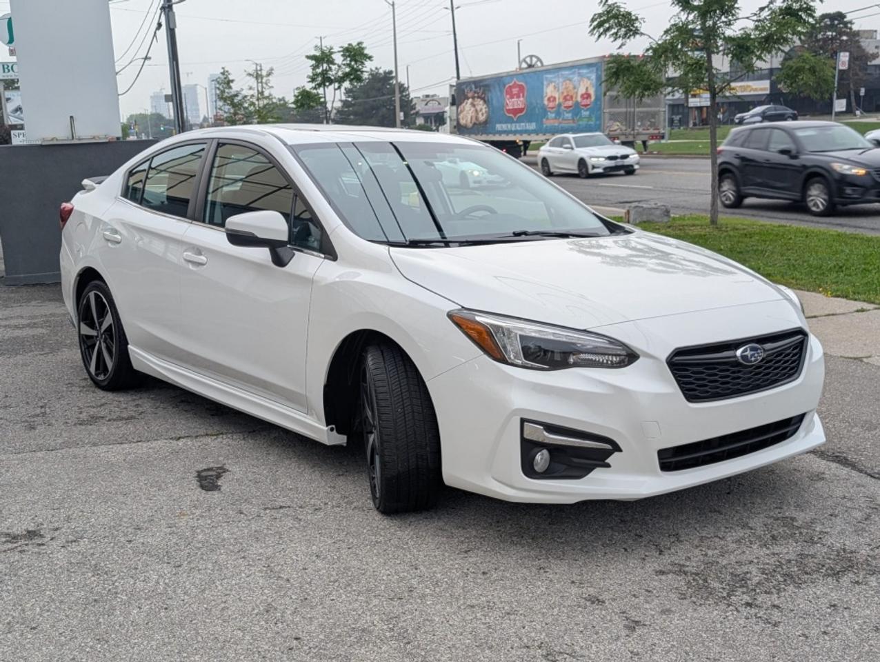 2019 Subaru Impreza LIMITED * NAVIGATION * LEATHER * SUNROOF * HARMAN Photo