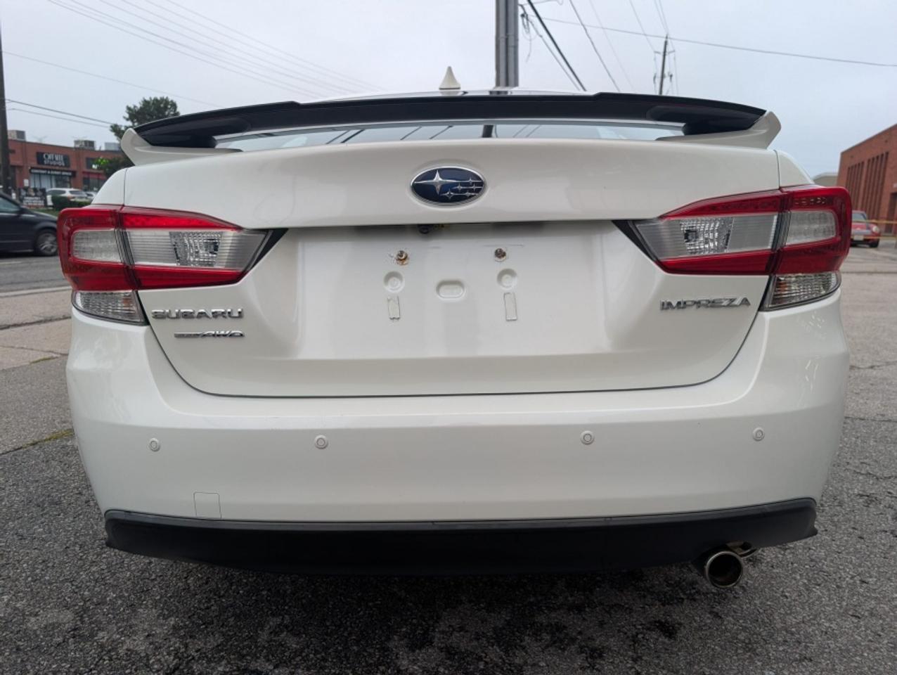 2019 Subaru Impreza LIMITED * NAVIGATION * LEATHER * SUNROOF * HARMAN Photo