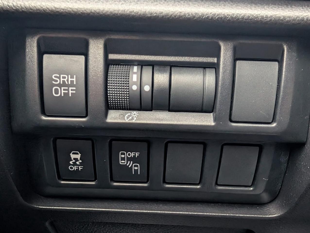 2019 Subaru Impreza LIMITED * NAVIGATION * LEATHER * SUNROOF * HARMAN - Photo #24