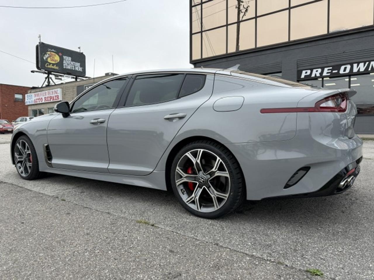 2020 Kia Stinger GT2 * AWD * NAVI * PANORAMIC ROOF * THUNDER GREY Photo