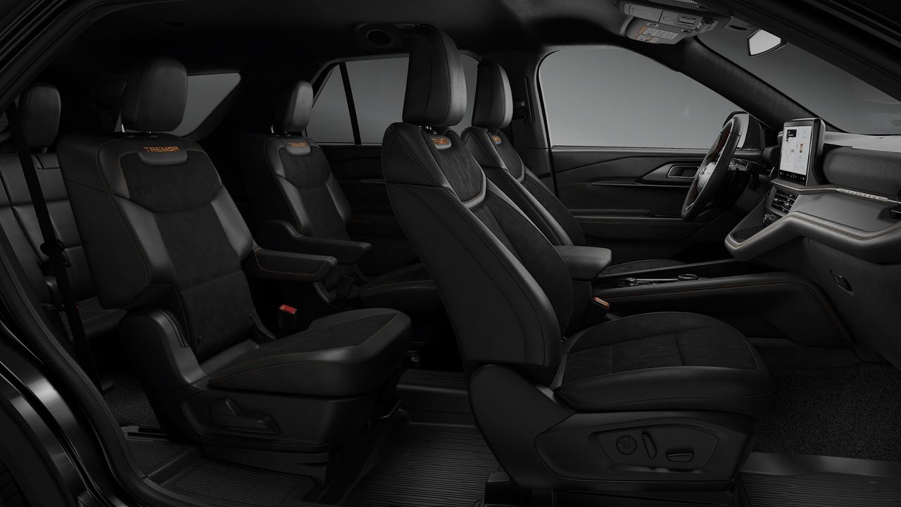 2026 Ford Explorer TREMOR Photo5