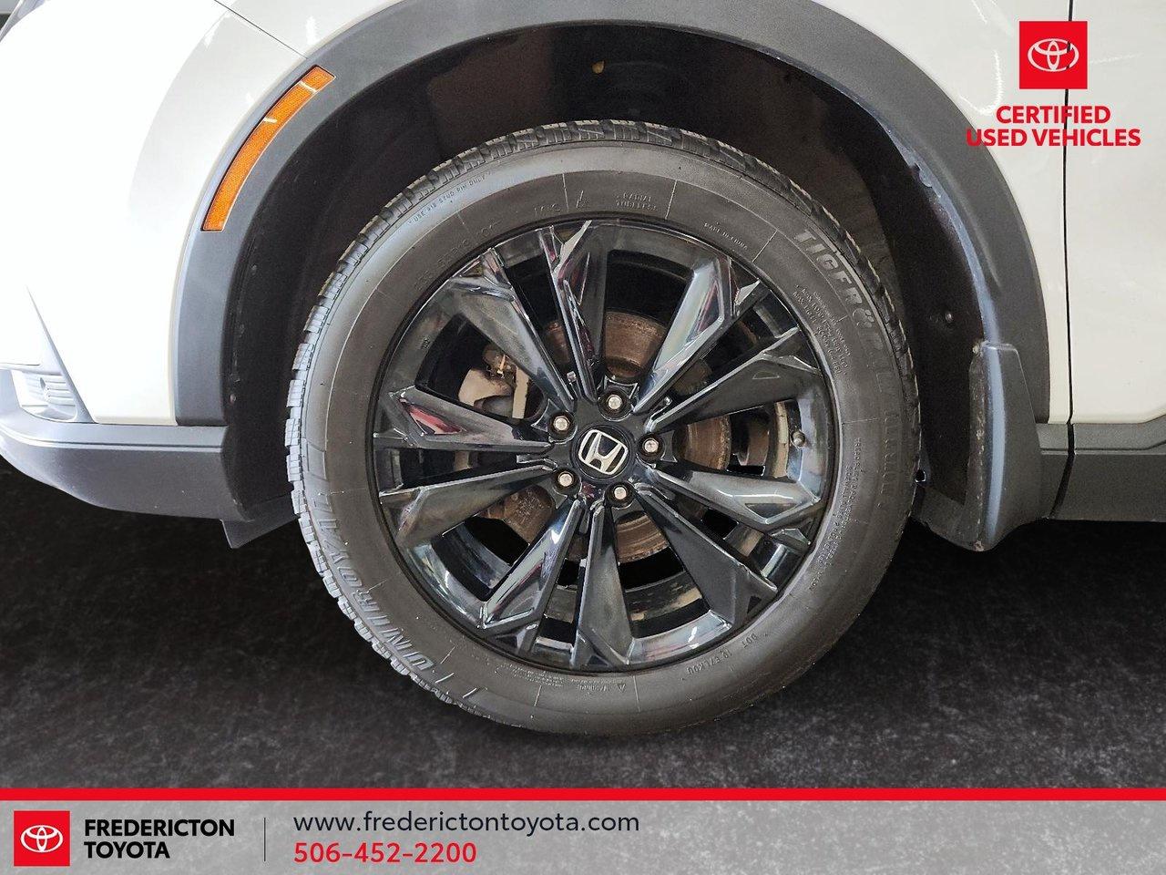 2023 Honda CR-V Hybrid Touring Photo