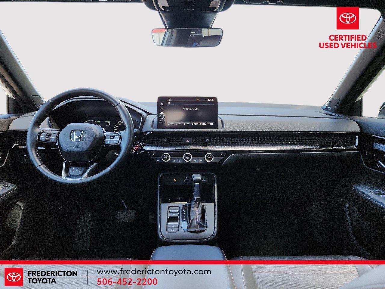 2023 Honda CR-V Hybrid Touring Photo