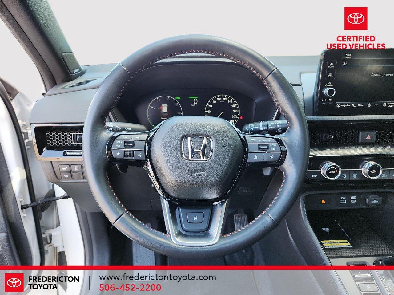 2023 Honda CR-V Hybrid Touring Photo