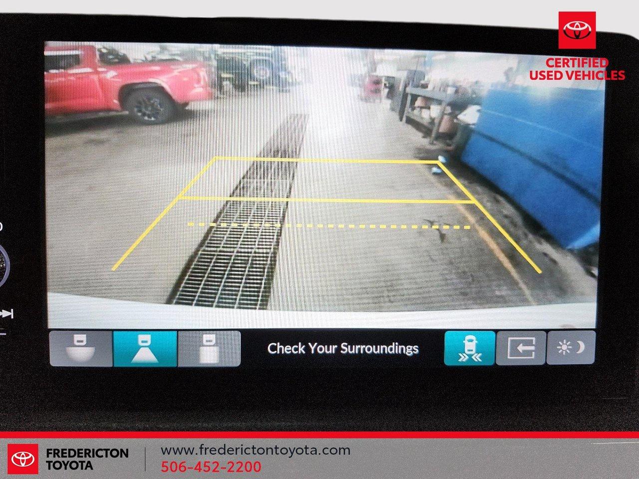 2023 Honda CR-V Hybrid Touring Photo