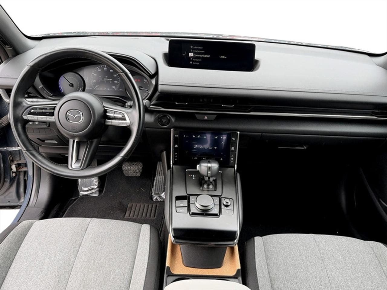 2022 Mazda MX-3 0 EV GS Photo