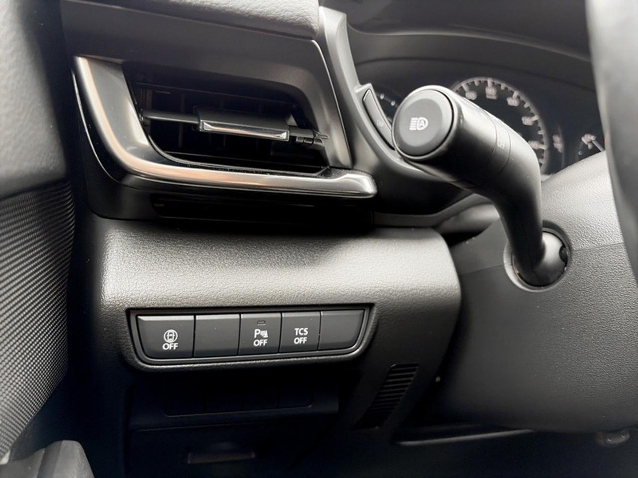 2022 Mazda MX-3 0 EV GS Photo