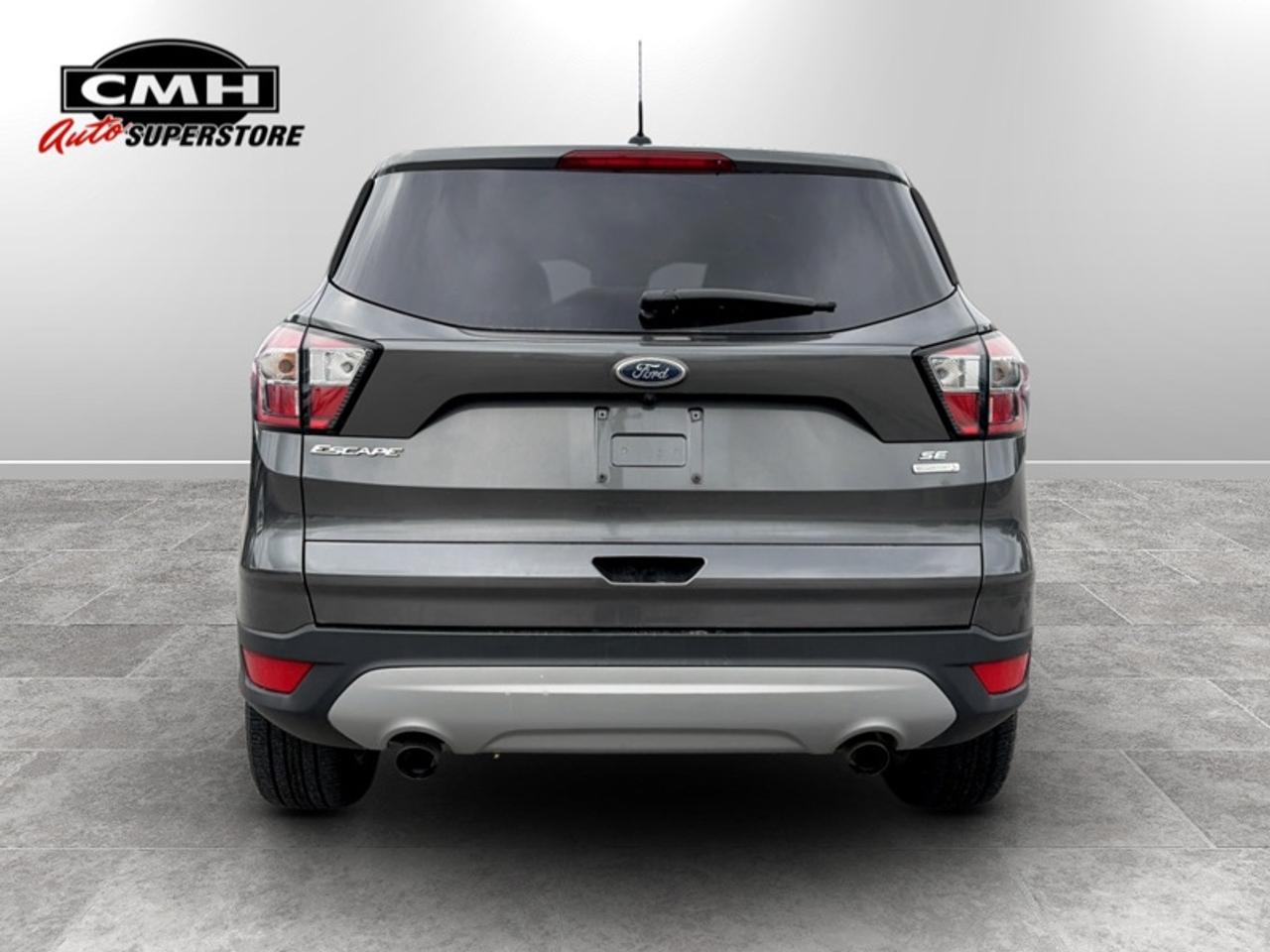 2017 Ford Escape SE  **CLEAN CARFAX** Photo