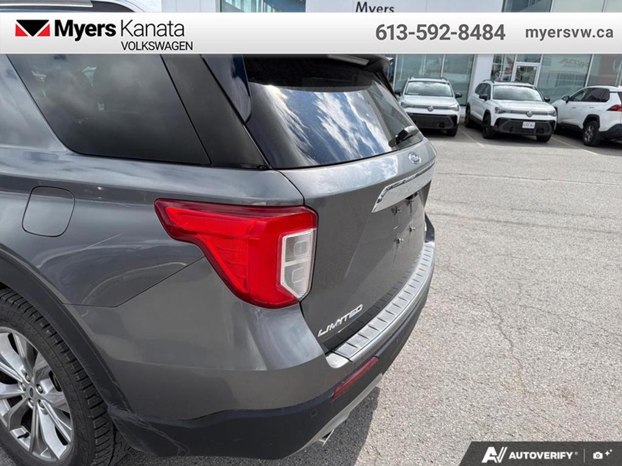 2023 Ford Explorer Limited  - Leather Seats -  Cooled Seats Photo