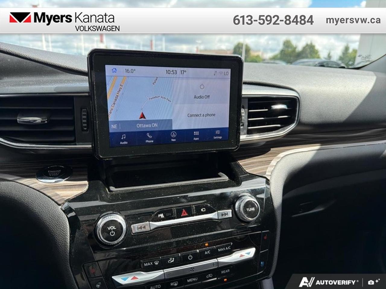 2023 Ford Explorer Limited  - Leather Seats -  Cooled Seats Photo