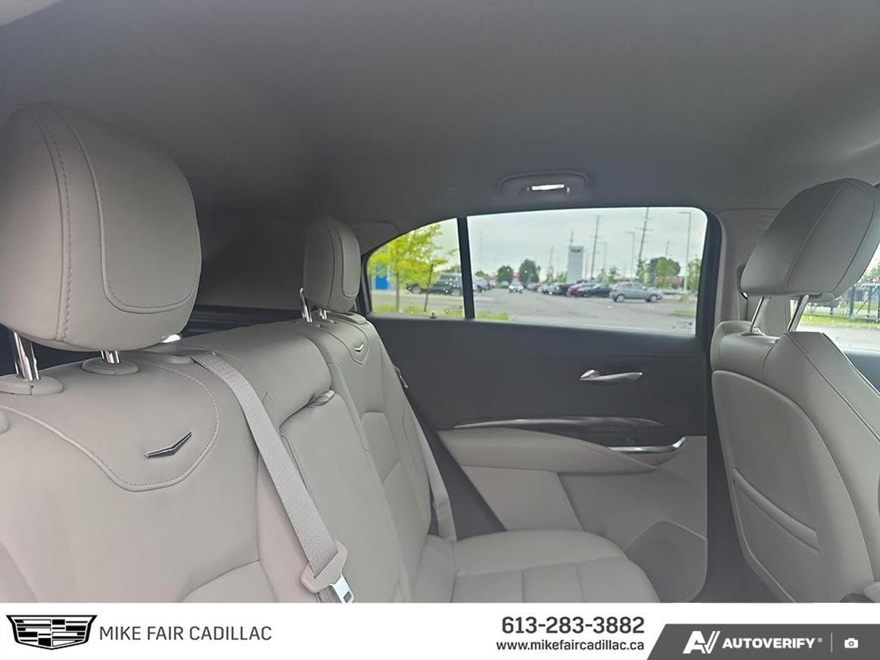 2019 Cadillac XT4 FWD 4dr Luxury Photo
