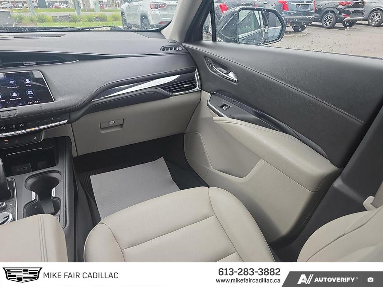 2019 Cadillac XT4 FWD 4dr Luxury Photo