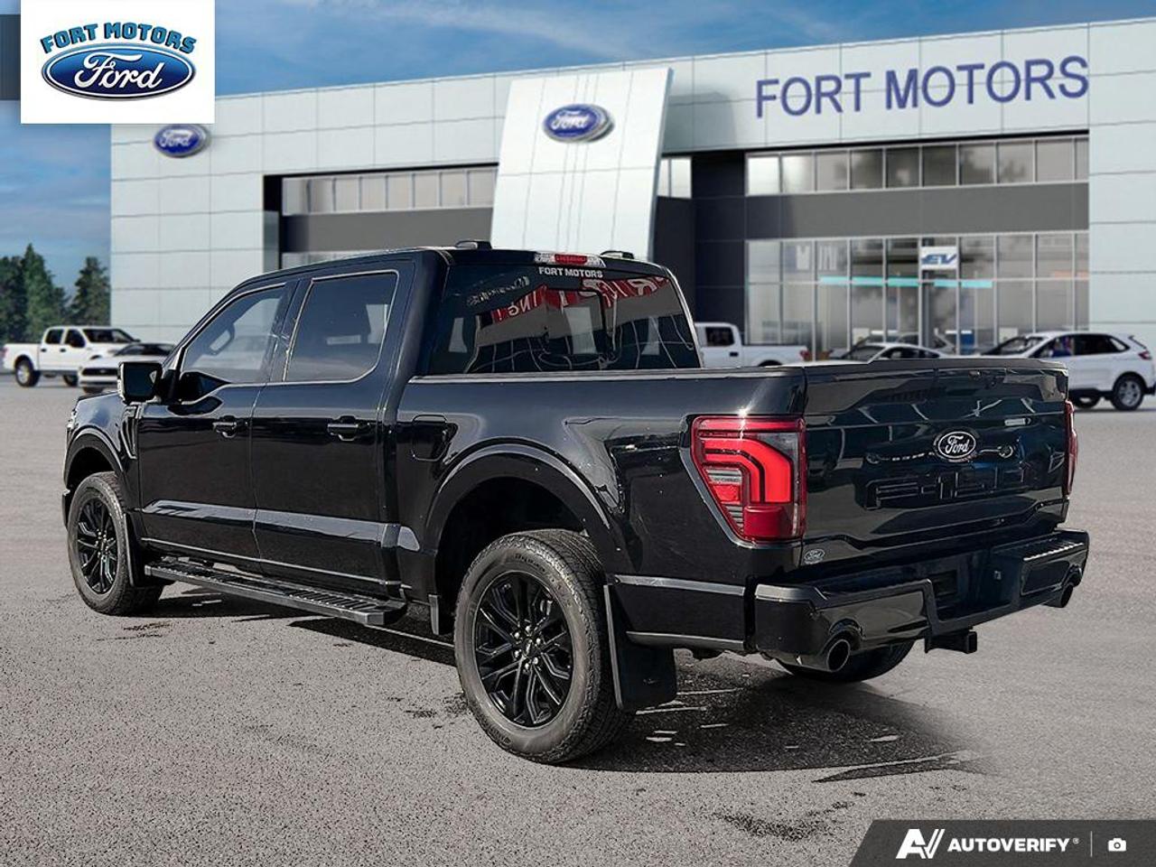 2025 Ford F-150 Lariat Photo4