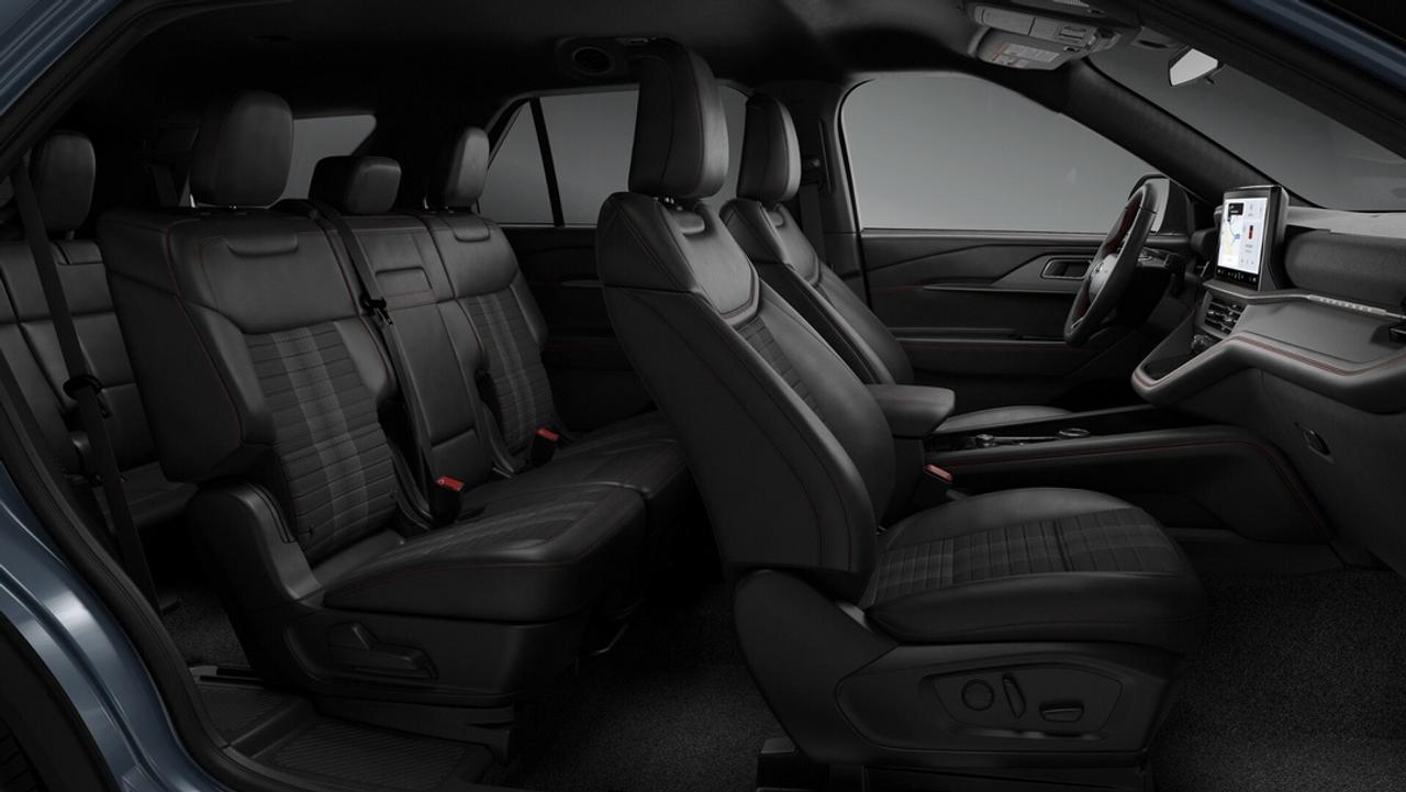 2027 Ford Explorer ST-Line Photo