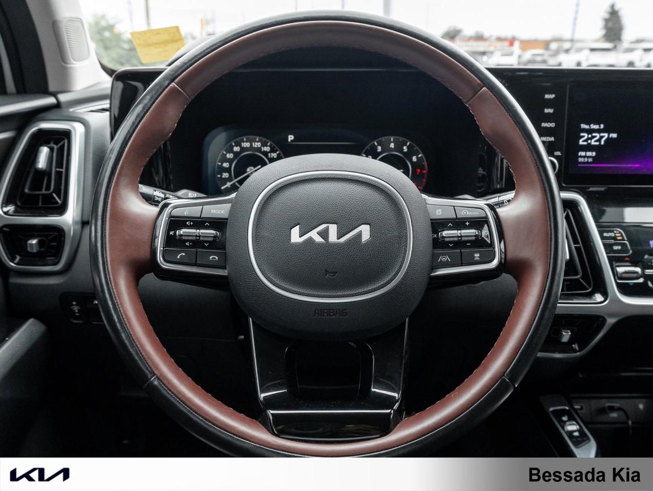 2022 Kia Sorento SX Photo