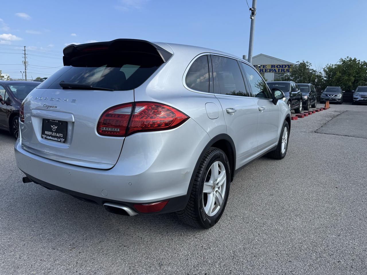 2013 Porsche Cayenne  Photo4