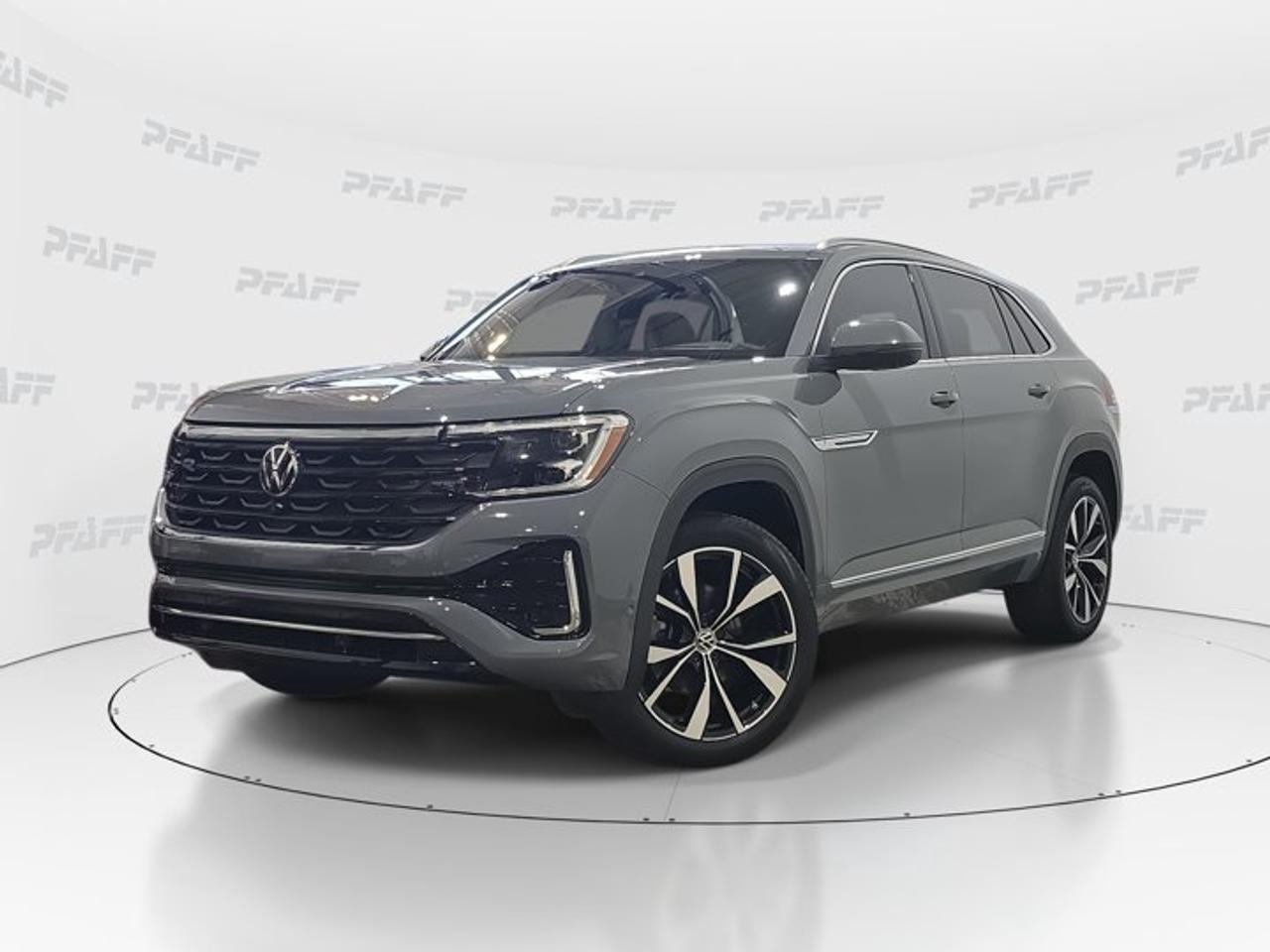 Used 2026 Volkswagen Atlas Cross Sport 2.0T SEL Premium R-Line for sale in Thornhill, ON