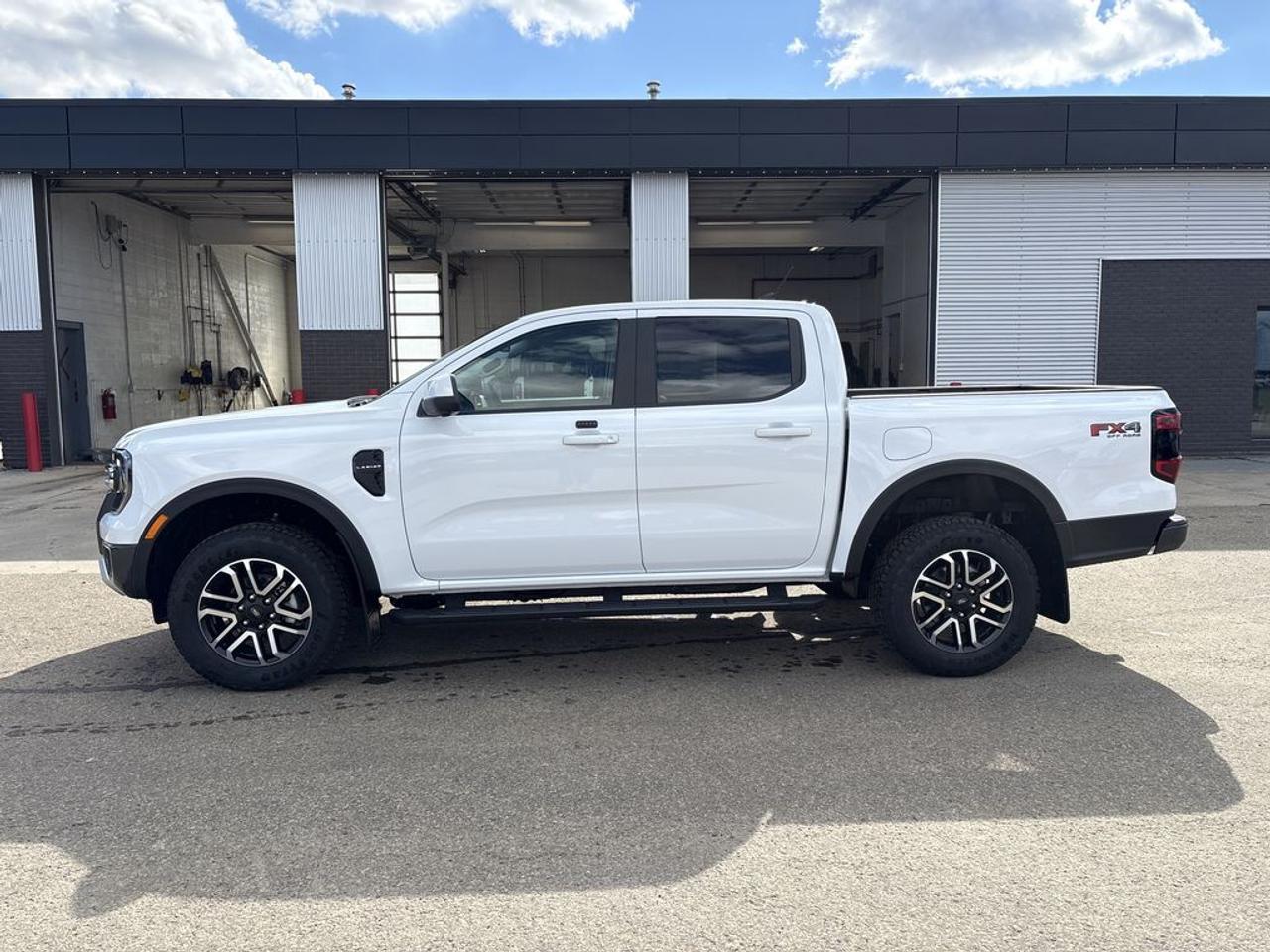2026 Ford Ranger Lariat 500A Photo3