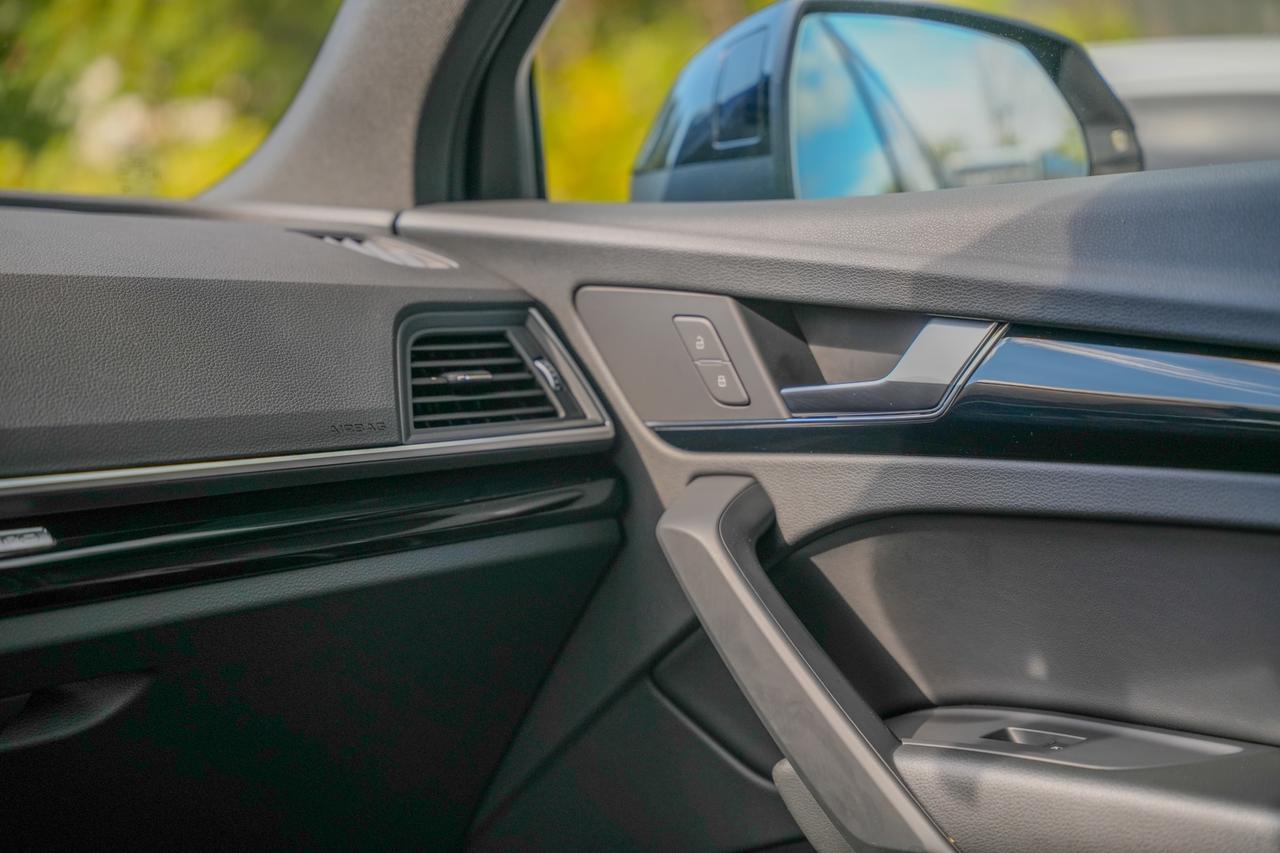 2023 Audi Q5 2.0T Premium Quattro Photo