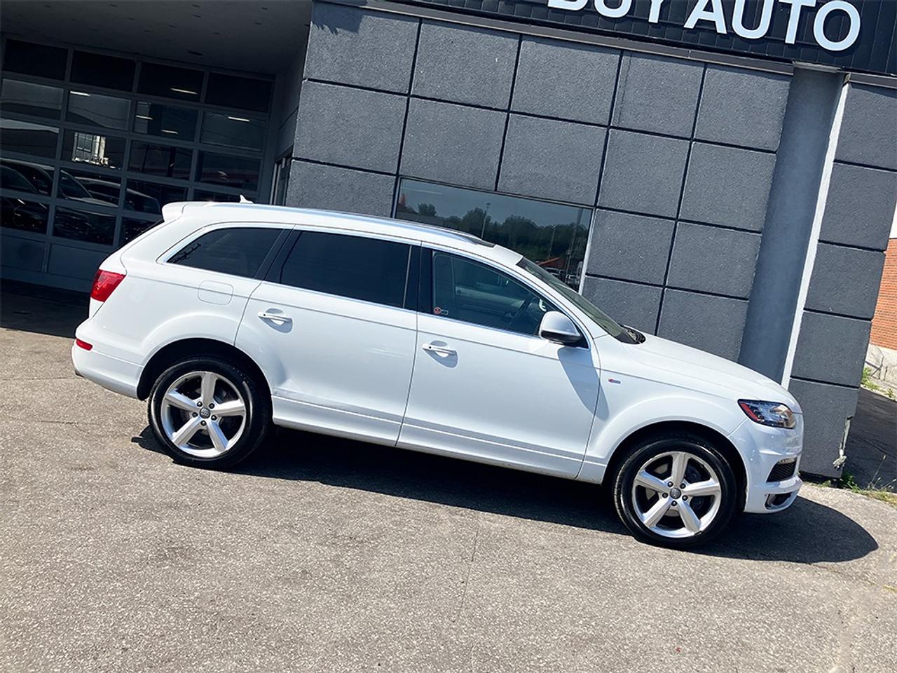 <p>PRICED TO SELL! VIN# WA1WMCFE0FD017881, TDI, VORSPRUNG, S LINE, 7 PASSENGERS, NAVIGATION, SURROUND VIEW CAMERA, PANORAMIC SUNROOF, FRONT & REAR LED LIGHTS, BLUETOOTH, VOICE RECOGNITION, 20-inch S LINE WHEELS, BOSE Surround Sound, Heated Steering, White on Beige Leather, 4th Generation MMI/NAV with 3D mapping and Live Traffic Updates, IPod/IPhone Integration, Satellite Radio, CD Changer, Front & Rear Park Sensors, Xenon Headlights, Roof Rack, Pwr. & Heated & Memory Seats, Pwr. Lumbar Support, Rear Heated Seats, Home-Link System, Auto Dim Mirror with Compass, Pwr. Tilt and Telescopic Steering, Wood Trim, Leather Steering with Audio and On-Board Computer Controls, Fog Lights, 4-Wheel ABS, ESP (Electronic Stability Program), Dual/Side/Curtain Airbags, Ontario Driven, CARPROOF Verified, Certified, Financing and Leasing Available! Good and Bad Credits Welcome!</p><p>FINANCING: 7.99%</p><p>APR (Annual Percentage Rate)<br>OAC (On Approved Credit)</p><p>&nbsp;Our Price Includes:</p><p>1.Ontario Safety Standard Certificate.<br>2.No Administration Fee.<br>3.No PDI (Pre Delivery Inspection).<br>4.CARFAX Vehicle History Report.<br>5.No OMVIC Fee.</p><p>&nbsp;Taxes and licensing are not included in the price.</p><p>Trade-ins are welcome.</p><p>Thank you for your interest in our inventory!</p><p>&nbsp;</p>