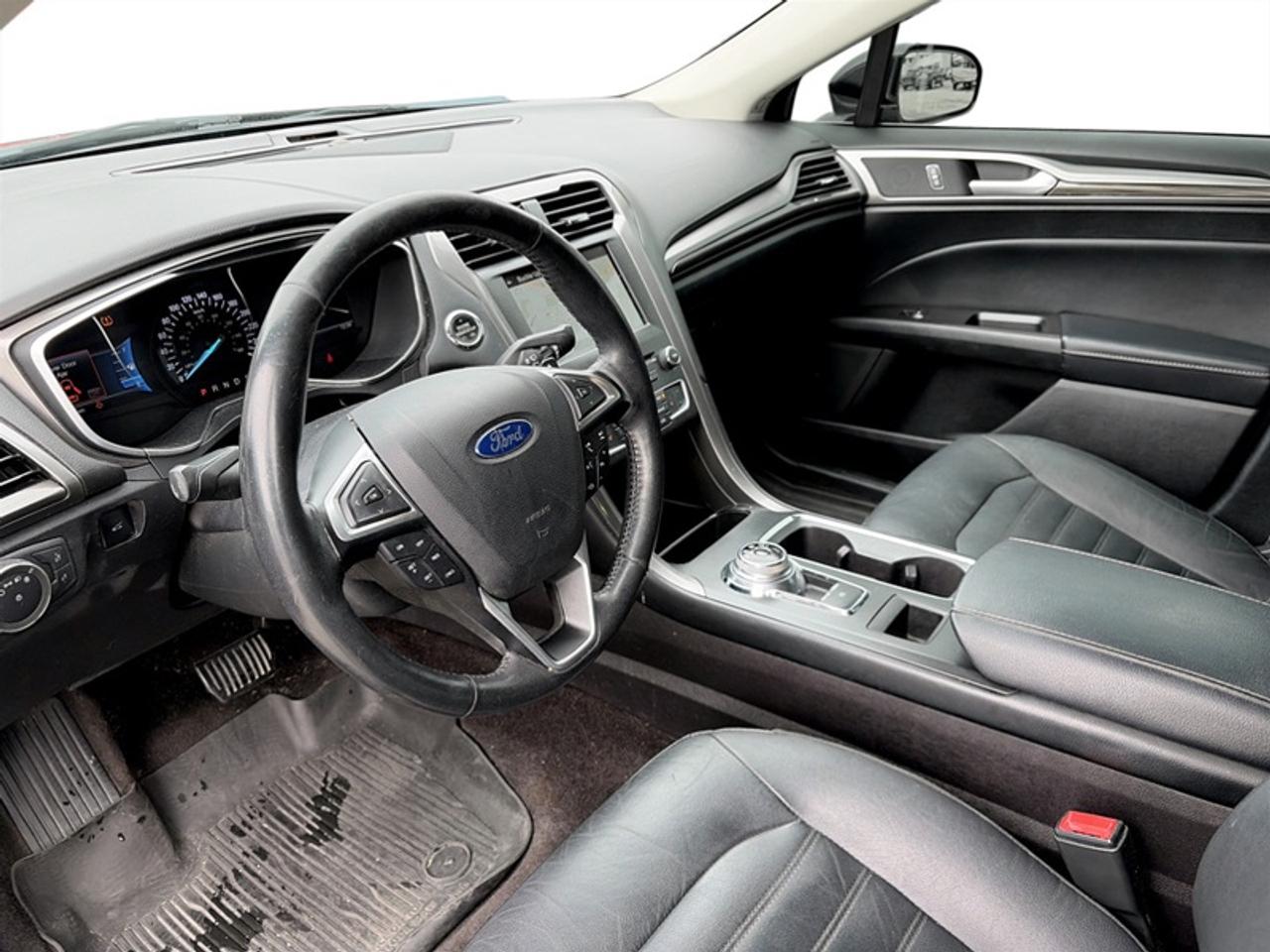 2017 Ford Fusion SE Luxury Pkg Photo