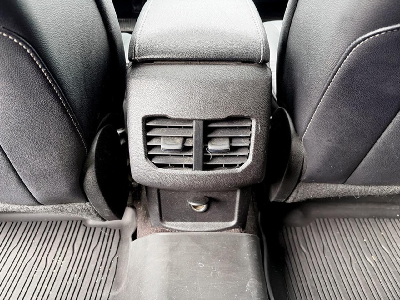 2017 Ford Fusion SE Luxury Pkg Photo