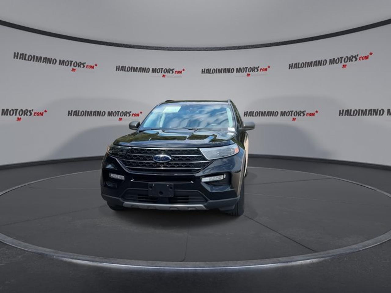 2024 Ford Explorer XLT 4WD | No Accidents | Leather Seats | Heated Steering Wheel Photo