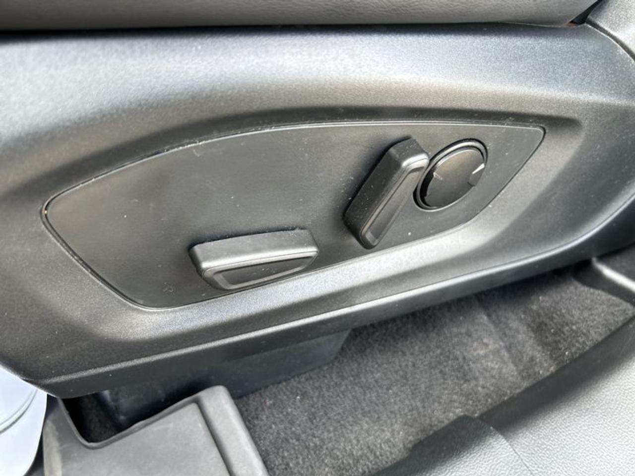 2024 Ford Explorer XLT 4WD | No Accidents | Leather Seats | Heated Steering Wheel Photo