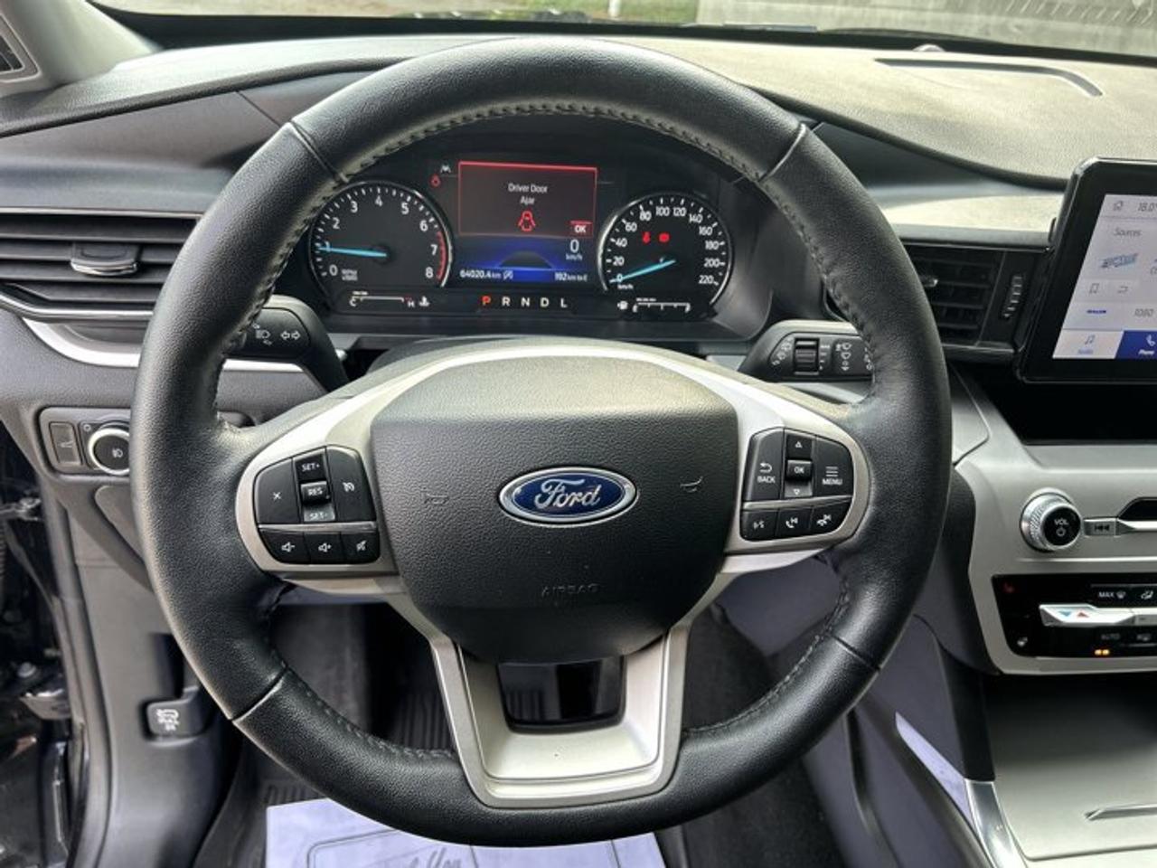 2024 Ford Explorer XLT 4WD | No Accidents | Leather Seats | Heated Steering Wheel Photo