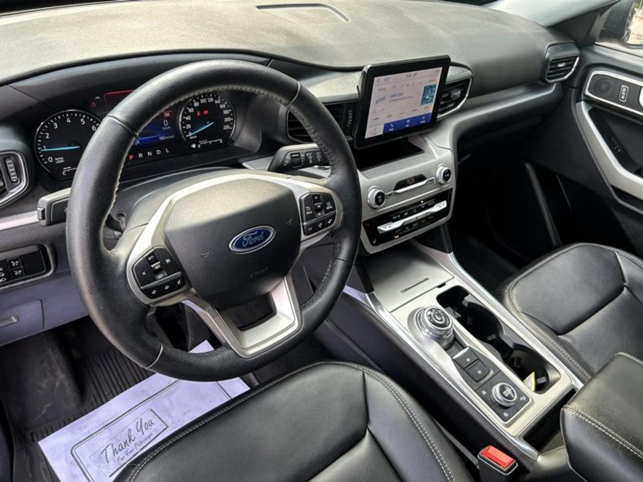 2024 Ford Explorer XLT 4WD | No Accidents | Leather Seats | Heated Steering Wheel Photo