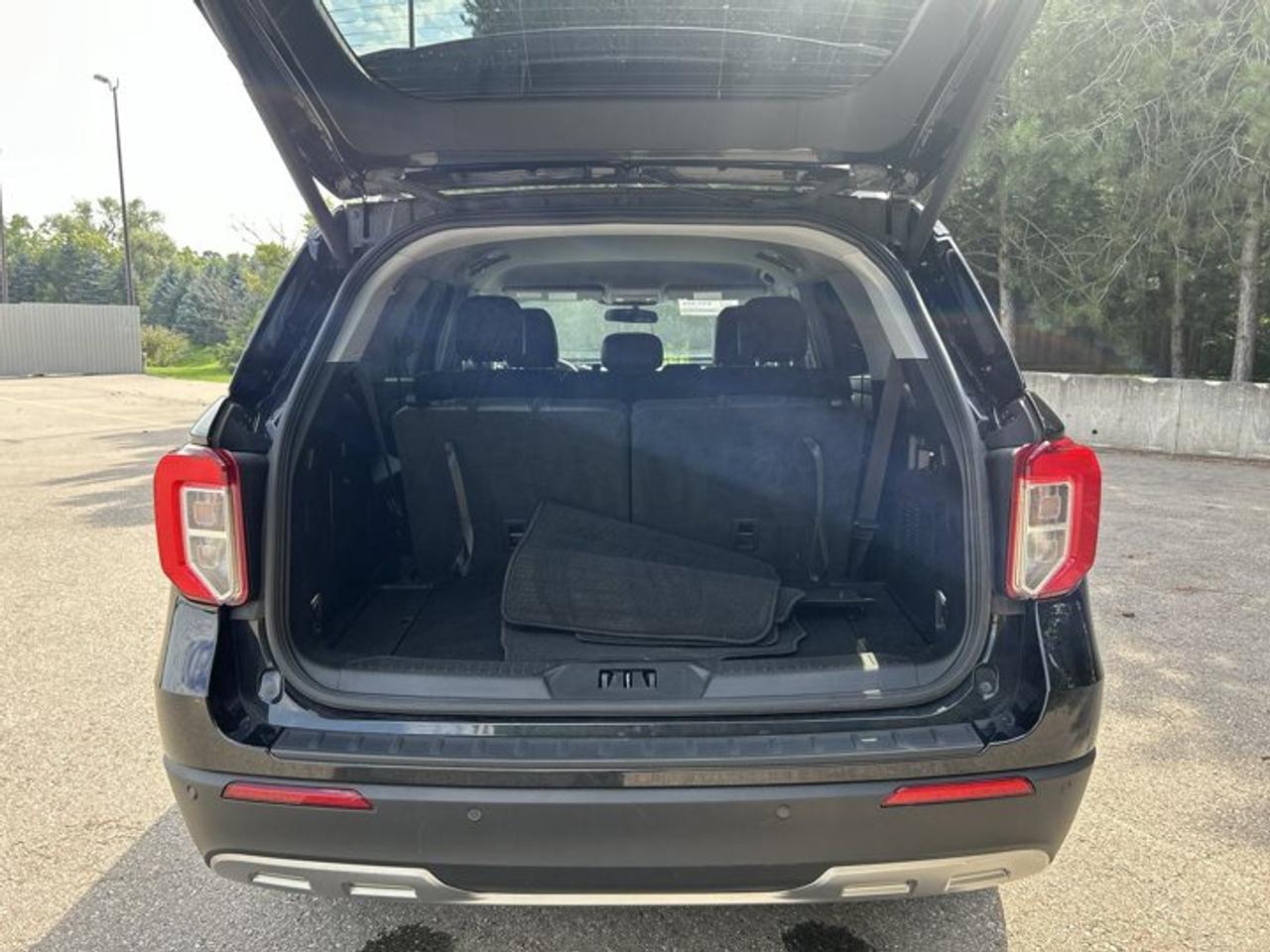 2024 Ford Explorer XLT 4WD | No Accidents | Leather Seats | Heated Steering Wheel Photo